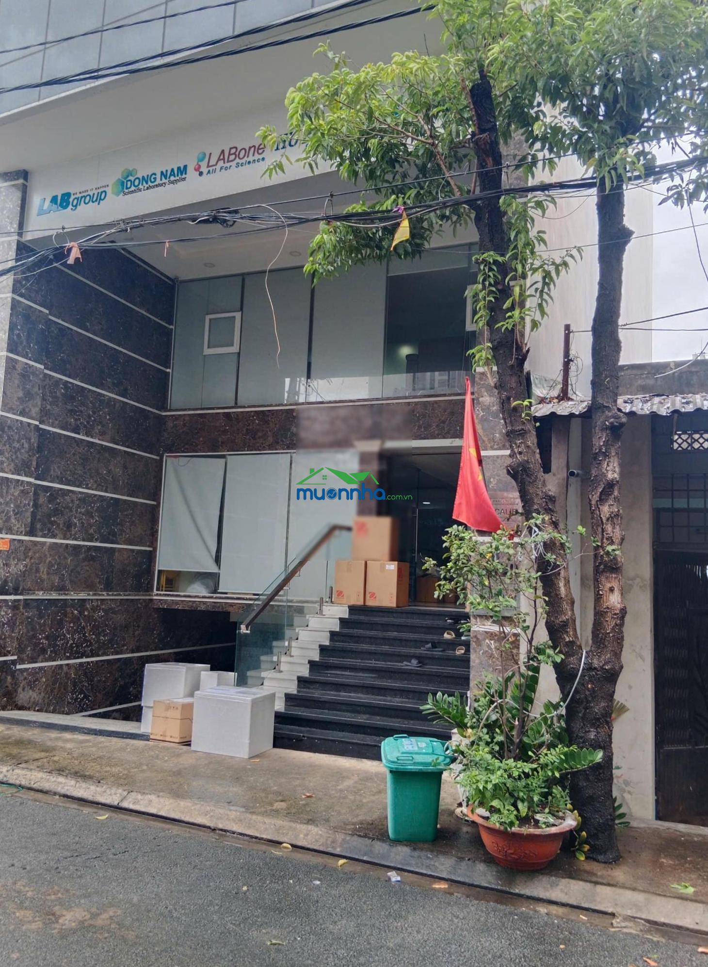 Bán tòa nhà văn phòng ngay hoàng hoa thám 7,2x20m hầm + 6 lầu tm cho thuê 250tr/th, giá chỉ 29,5 tỷ - 2