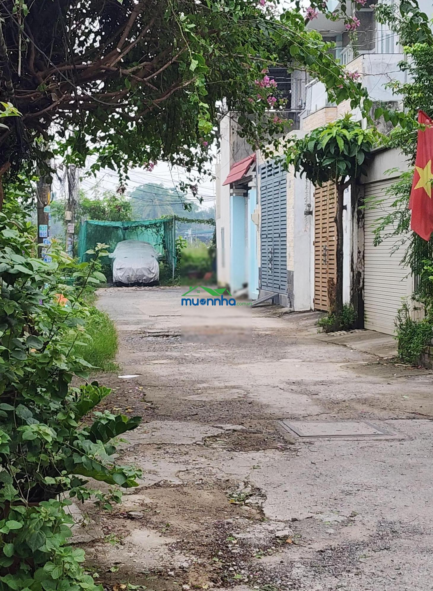 Chỉ 9.5 tỷ - lô góc - 208m2 (12.6m x 16m) - cách lã xuân oai 150m - 2