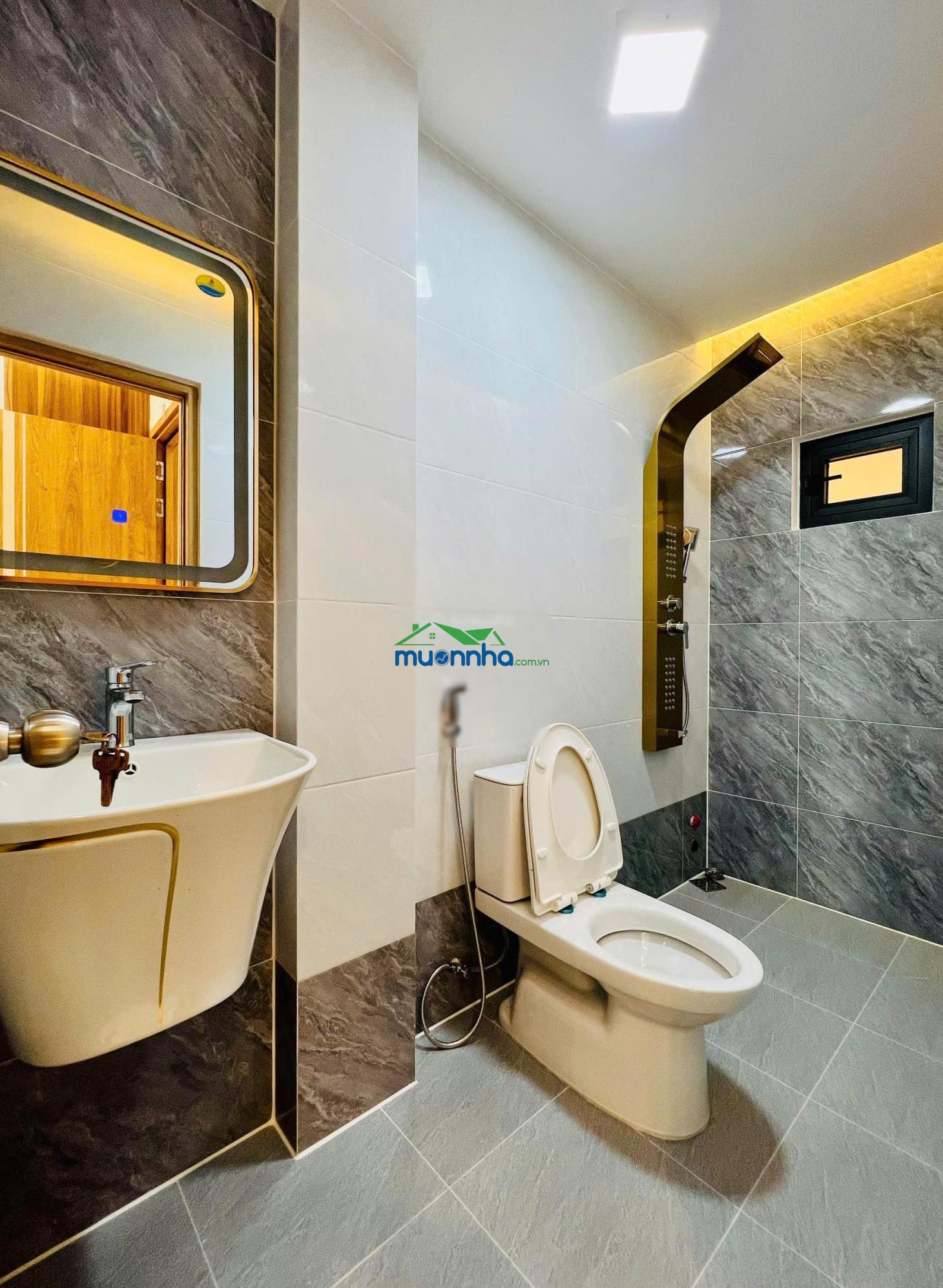 Dãy nhà siêu phẩm lê trọng tấn (4m x 20m đúc 4,5 tấm - hẻm 10m) thang máy 450kg - nội thất cao cấp - 2