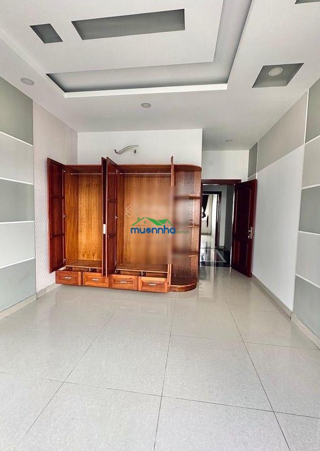 Nhà đẹp ngay khu phân lô phan huy ích - hẻm nhựa thông ô tô - 5 tầng - dt 4x17m - sổ vuông a4