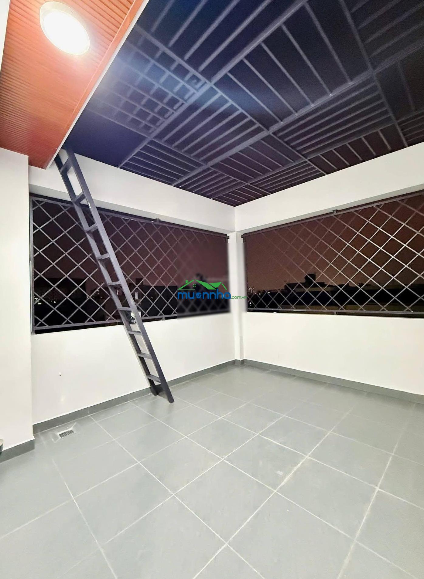 Nhà phố 1 lửng 3 lầu cao cấp hẻm 1 trục tl37 ngay uỷ ban phường - ngã tư ga. dt. 4m x 13m. giá tốt - 3