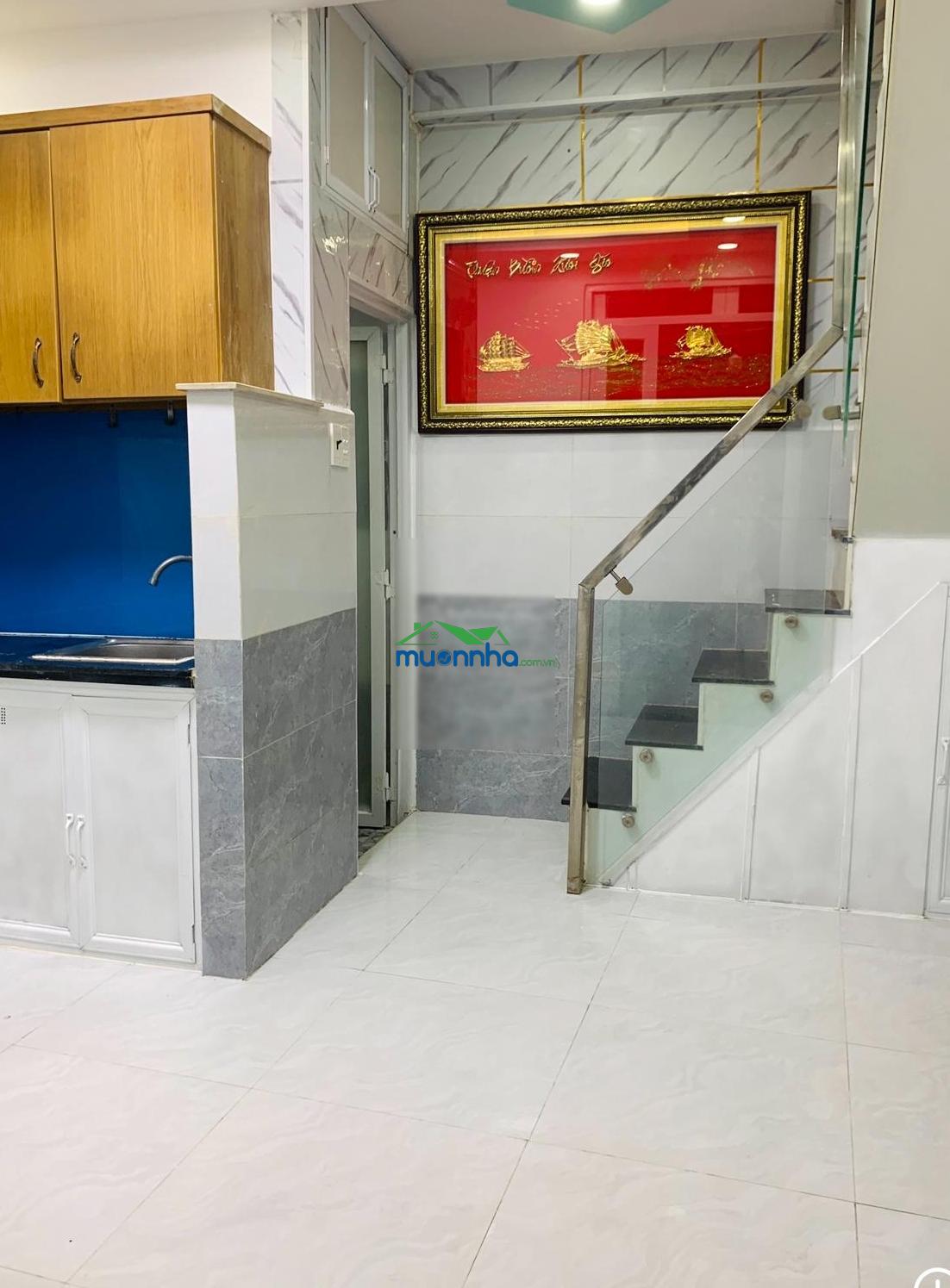 Tôi bán nhà 52m2 sd 1 trệt, 2 lầu đúc, sát hẻm xe hơi, giấy tờ hợp lệ, tuyệt đẹp. giá: 1,38 tỷ - 2