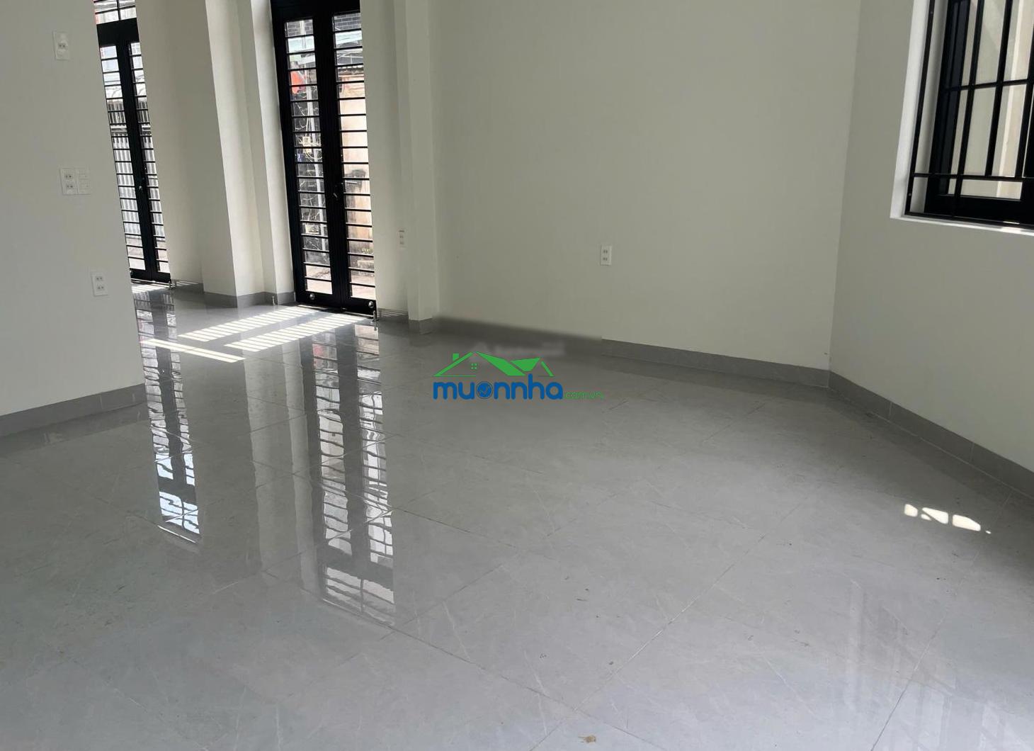 Giảm giá căn góc 2 mặt tiền long trường q9 - 6,9 tỷ - 3 tầng - kinh doanh tốt - 104.6m2 - gấp bán - 3