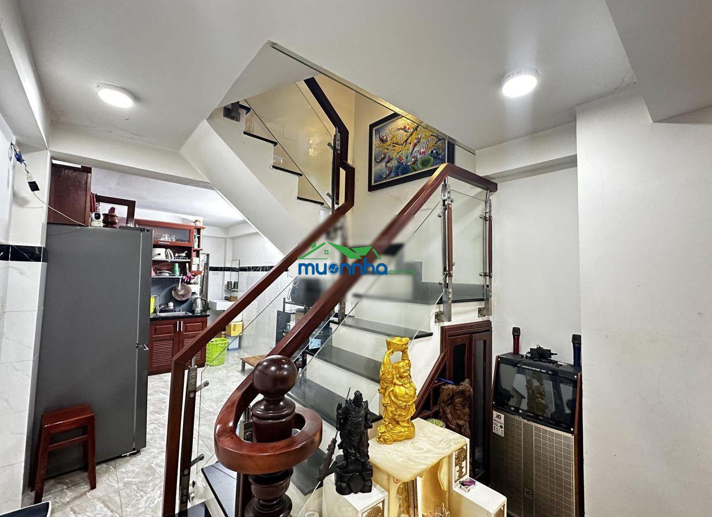 Hxh 6m cạnh bệnh viện thống nhất, tân bình - 3 tầng btct - 7.4 tỉ
