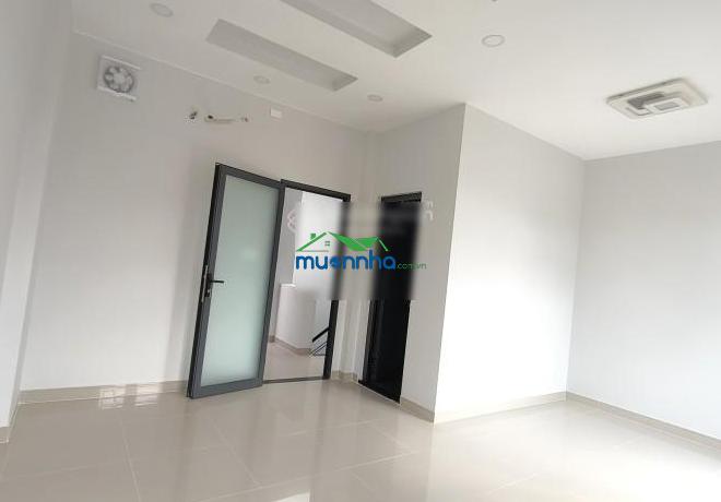 Nhà mặt tiền đường số cách nguyễn duy trinh 30m. xe hơi đậu trong nhà. ngang lên tới 5.7m rộng rãi - 2