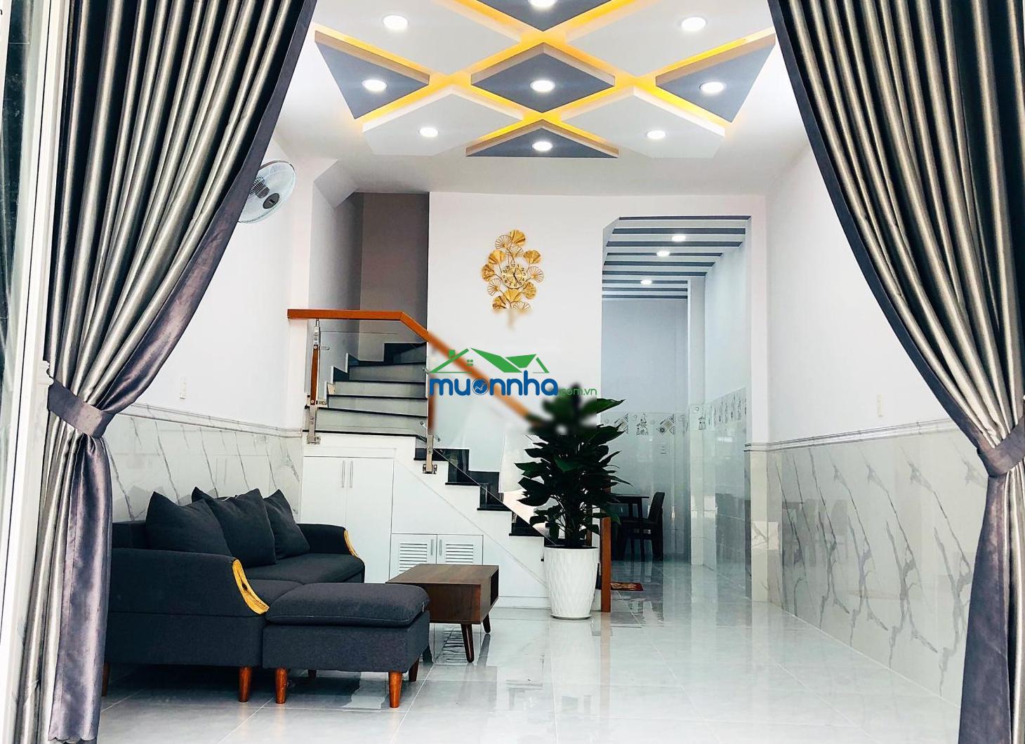 Bán nhà riêng tại bà hom, q6, 42m2, giá ưu đãi, view đẹp