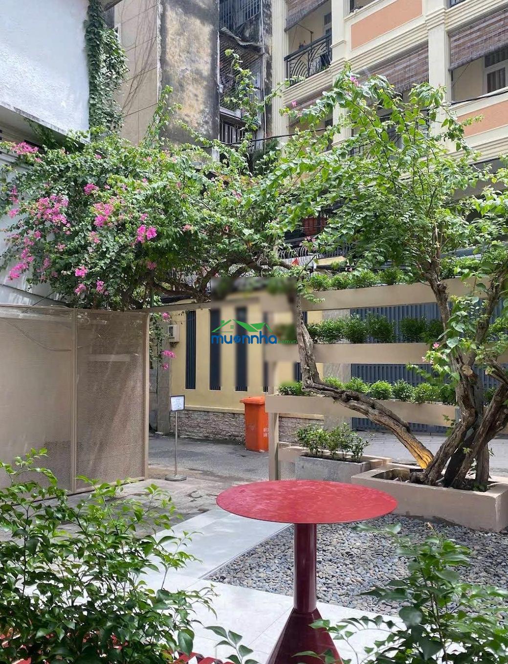 Nhà 2 tầng gần 600m2 đang cho thuê 7.000$/tháng hxh pasteur quận 3 giá chỉ 280tr/m2