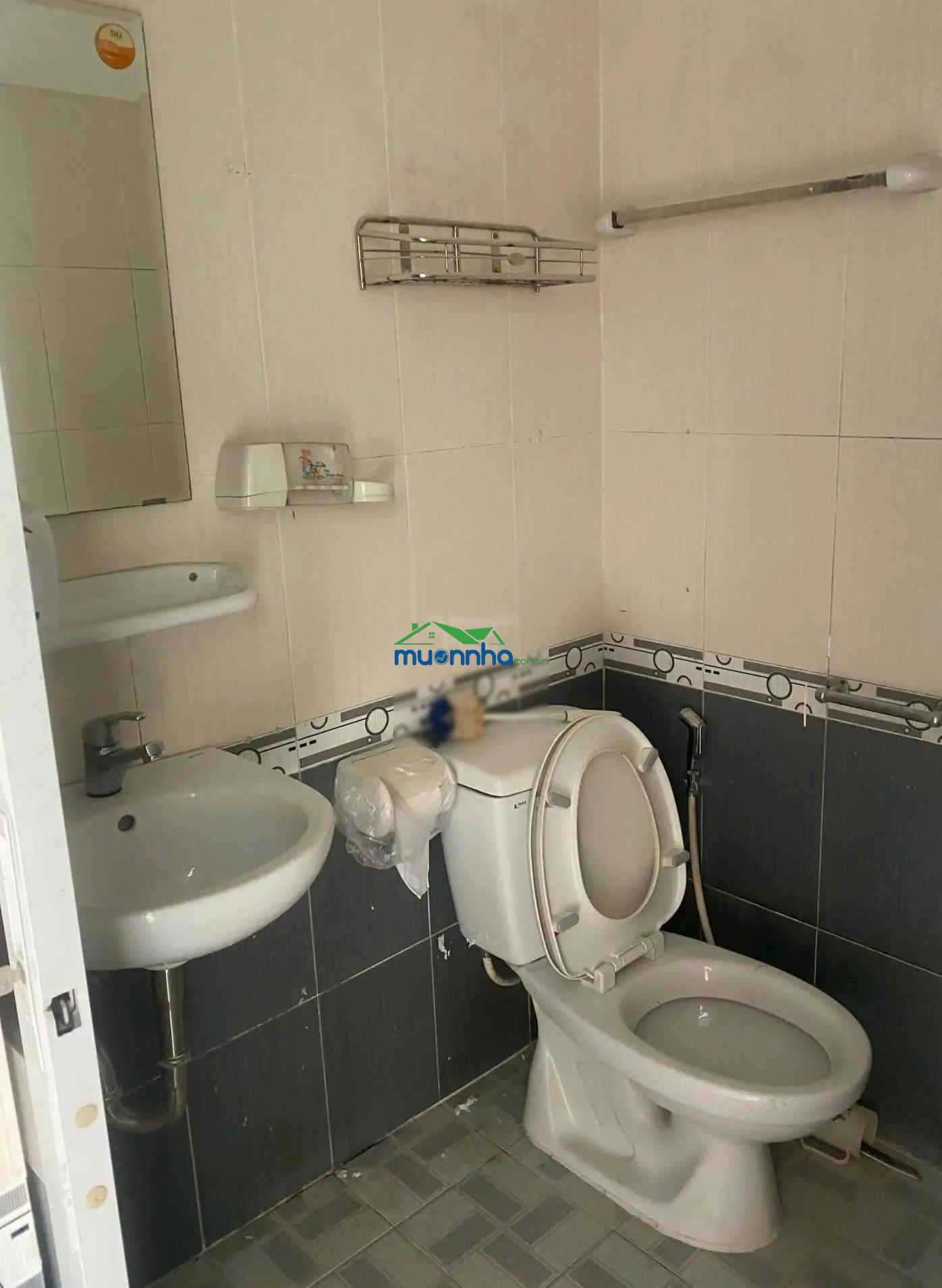 Bán nhanh nhà 40m2 - 3 tầng - giá chỉ 8,5 tỷ - hxh 14m - sổ vuông vức - thiện chí! - 2