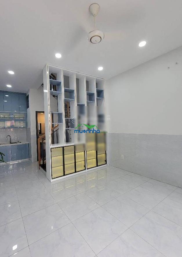 Bán nhà hẻm xe tải dương quảng hàm, cạnh emart - 36m², 4 tầng, 3pn, nhà mới đẹp - chỉ 7.2 tỷ - 2