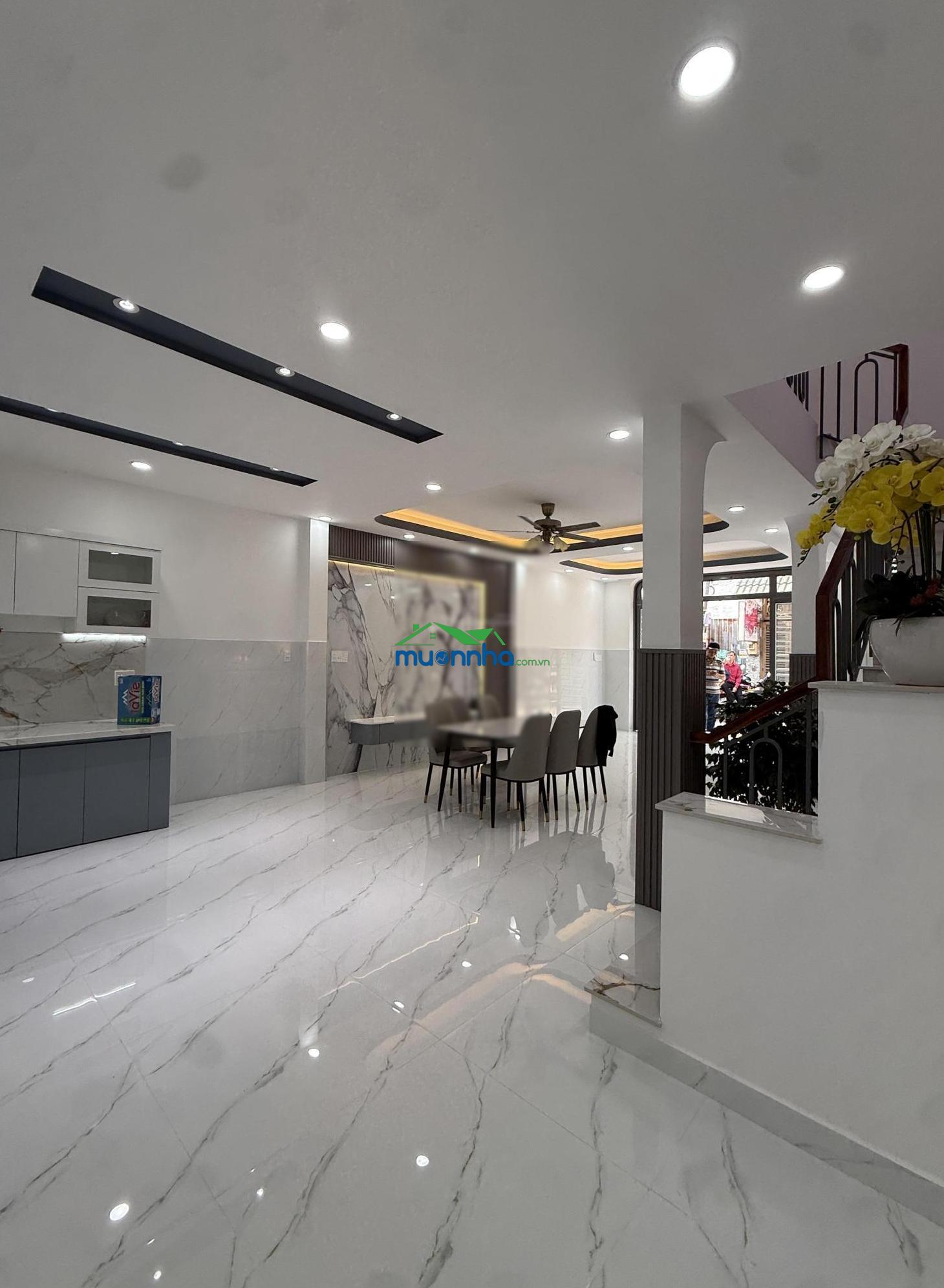 Đừng mua nhà ngang 4m nữa! nhà đẹp ngang rộng hẻm to giá tốt: hội tụ đủ 4 vàng chỉ trong 1 căn