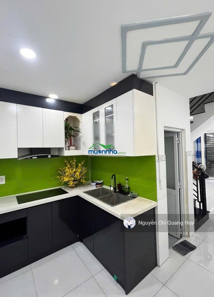 Nhà phố hiện đại, vị trí đẹp - hẻm thẳng 3,5m bùi văn ba quận 07 - 3,3x10m sổ hồng giá 4,86 tỷ