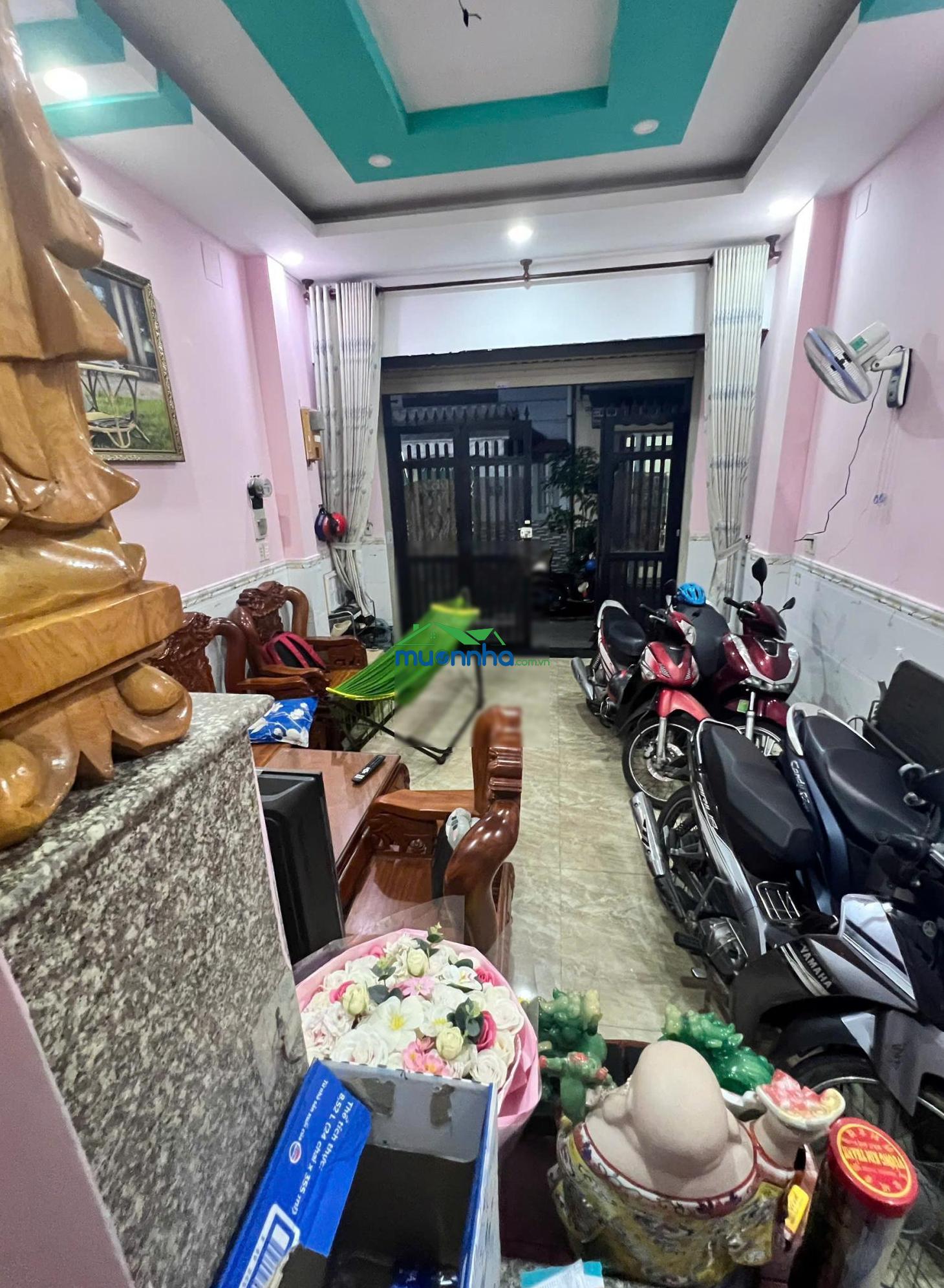 Hẻm thông xe hơi tân hương (4m x 13m)_ đúc 3.5 tấm nhà kiên cố, gần nhà thờ tân hương, martino
