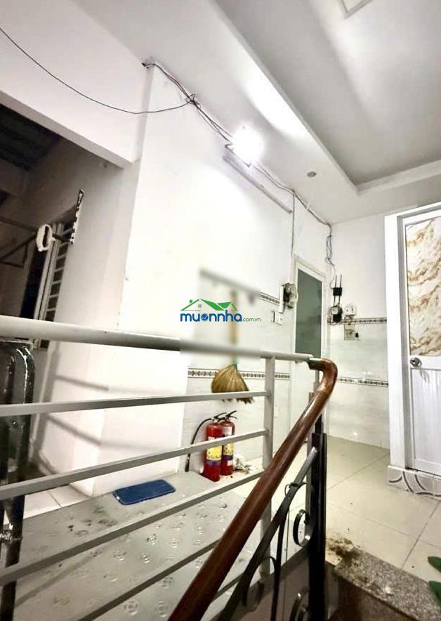 Chdv 5 tầng hẻm xe hơi tt q 7, gần q 4. dt 5*24, chỉ 13 t.ỷ. - 2