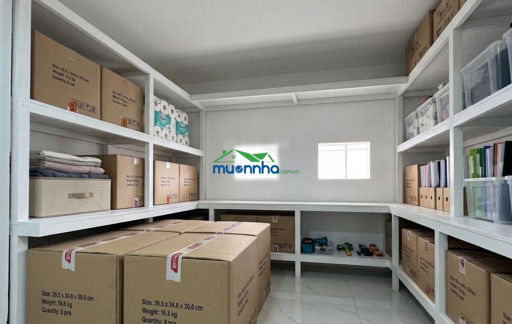Tài chính giảm 1,2 tỷ còn 7,75 tỷ. cơ hội đến siêu lời. hxh tô hiệu 4 tầng. dt: 4,5x18m