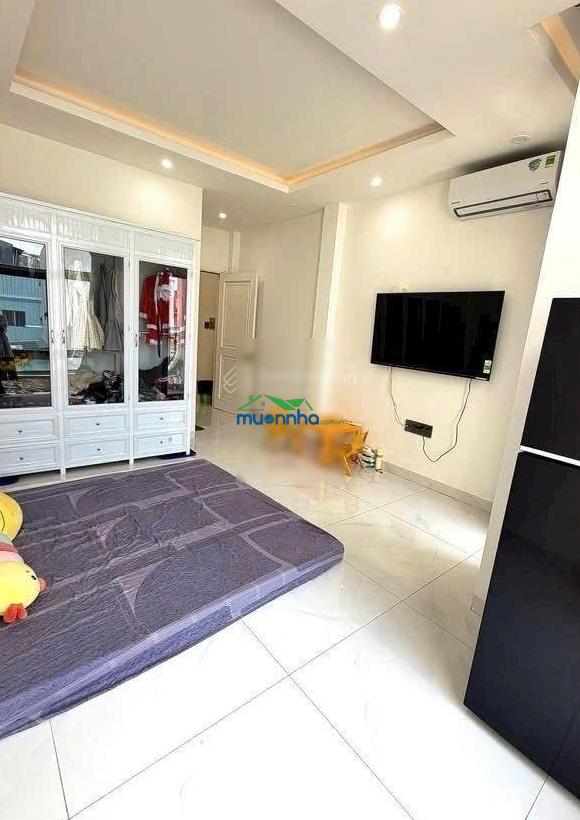 Nhà đẹp 4 tầng full nội thất không quy hoạch q7 - 4
