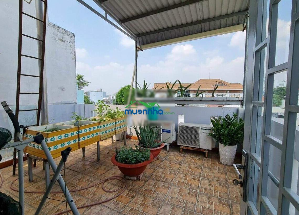Ngay trung tâm linh chiểu - sát bên đại học ngân hàng nhà 3 tầng ngang 5.5m cn 110m2 - giá cực tốt - 3