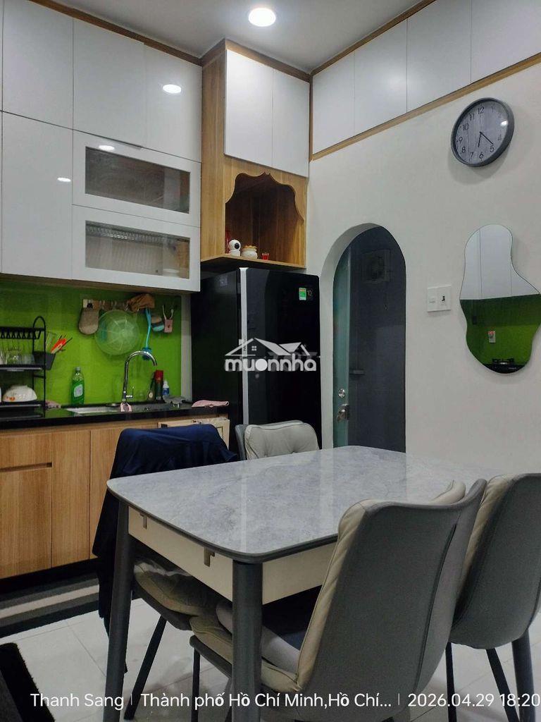 Nhà mới full nội thất 1 trệt 1 lầu 5x6m 1 phòng hẻm tùng thiện vương