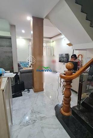 Hxh thông. 2 tầng. 50m² - 2pn. 2wc. có thêm sân rộng 21m. sát mặt tiền. ngay chợ bà chiểu - 2