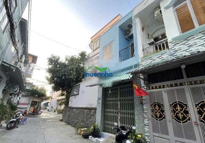 Bán hiện trạng nhà 2 tầng - gần như đầy đủ nội thất - hẻm xe hơi - giá 3.4t thương lượng - 2