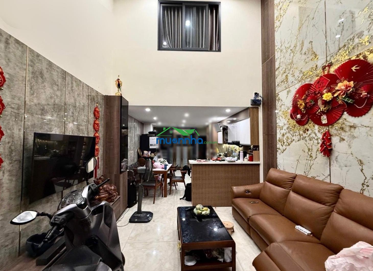 5 tầng gò dầu, thang máy xịn, tặng full nội thất cao cấp