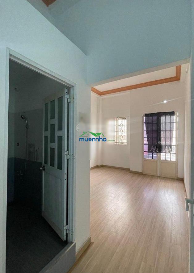 Bán nhà tân hưng - dt: 4m x 19m - 3 tầng 4 pn - có sân đỗ xe - dọn vào ở ngay - chỉ 6.9 tỷ - 3