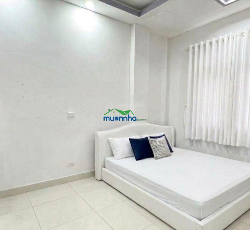 Chỉ: 7 t.ỷ x. anh chị mua nhanh lỡ tiếc 3 tầng.khuông việt. dt: 5,5 x 14. hẻm xh thông - 3