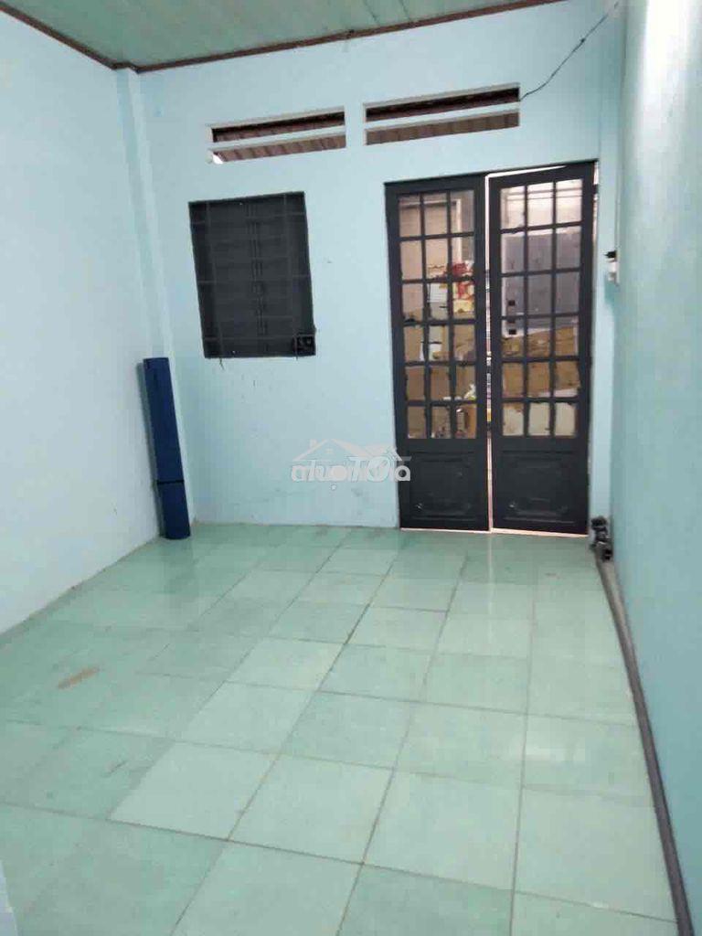 Cho thuê nhà cấp 4 siêu thoáng mát sân rộng rãi giá 5tr