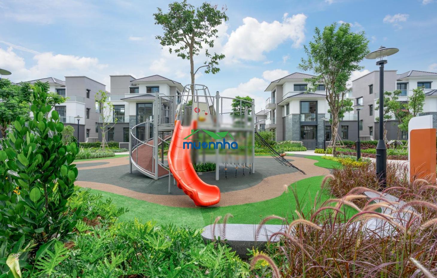Siêu phẩm: nhà phố gladia - 1 trệt 3 lầu - cận góc, mặt tiền đường 25m - kế clubhouse - sổ hồng sẵn