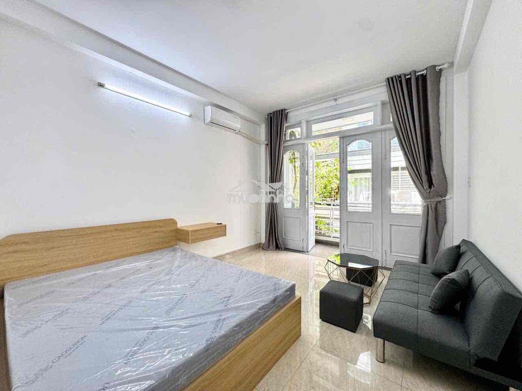 Giảm 500k/th chdv cao cấp full nội thất ban công ngay cầu kiệu q1 - 3
