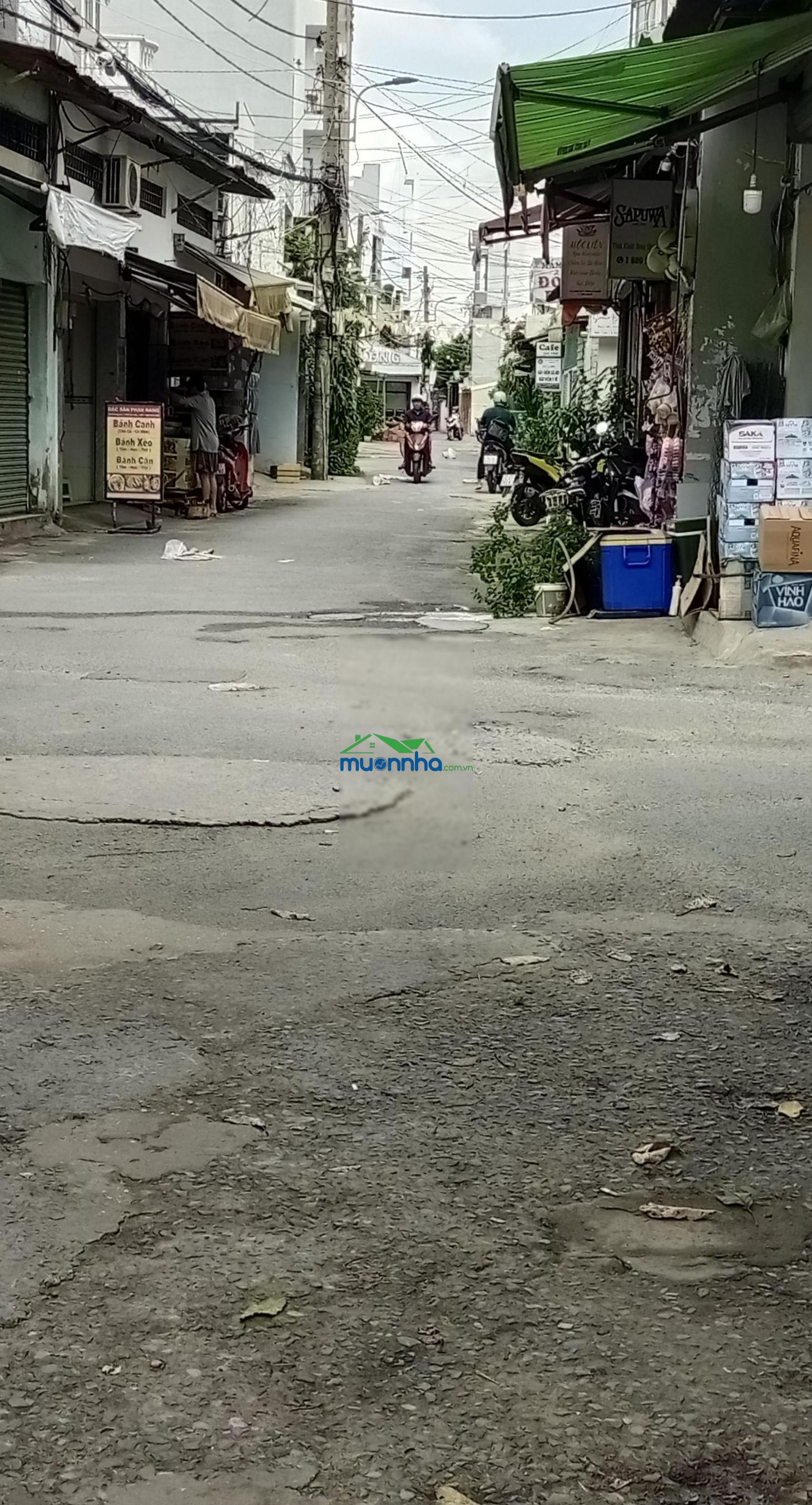 Chính chủ gấp bán, nhà 72m², 5 pn, hẻm 4m, gần chợ. nhỉnh 5 tỷ - 3