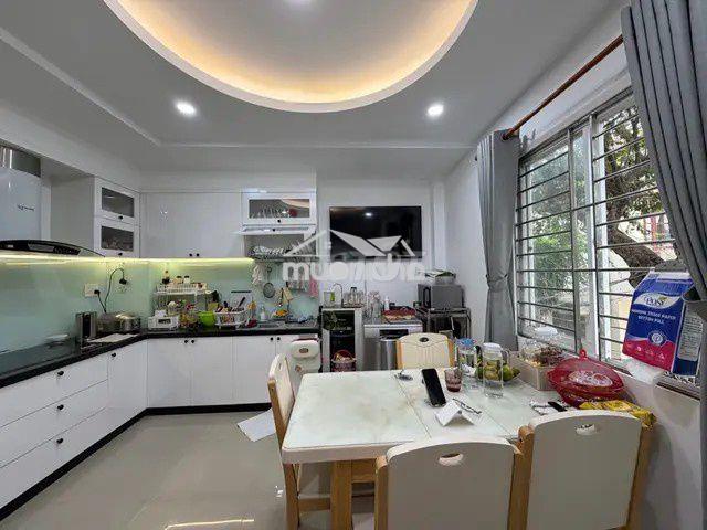 Gấp bán, giảm còn 9,5 tỷ tl- nhà đẹp 5 tầng, ô tô ngủ trong nhà - 2
