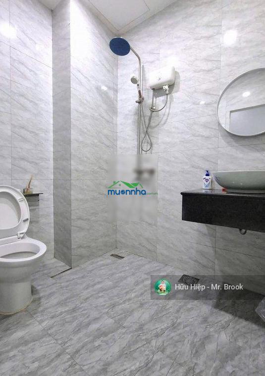 Bán chdv quận 1 sát mặt tiền, lô góc 4 tầng, nở hậu, full nội thất, dòng tiền 32 tr/tháng, 8.1 tỷ