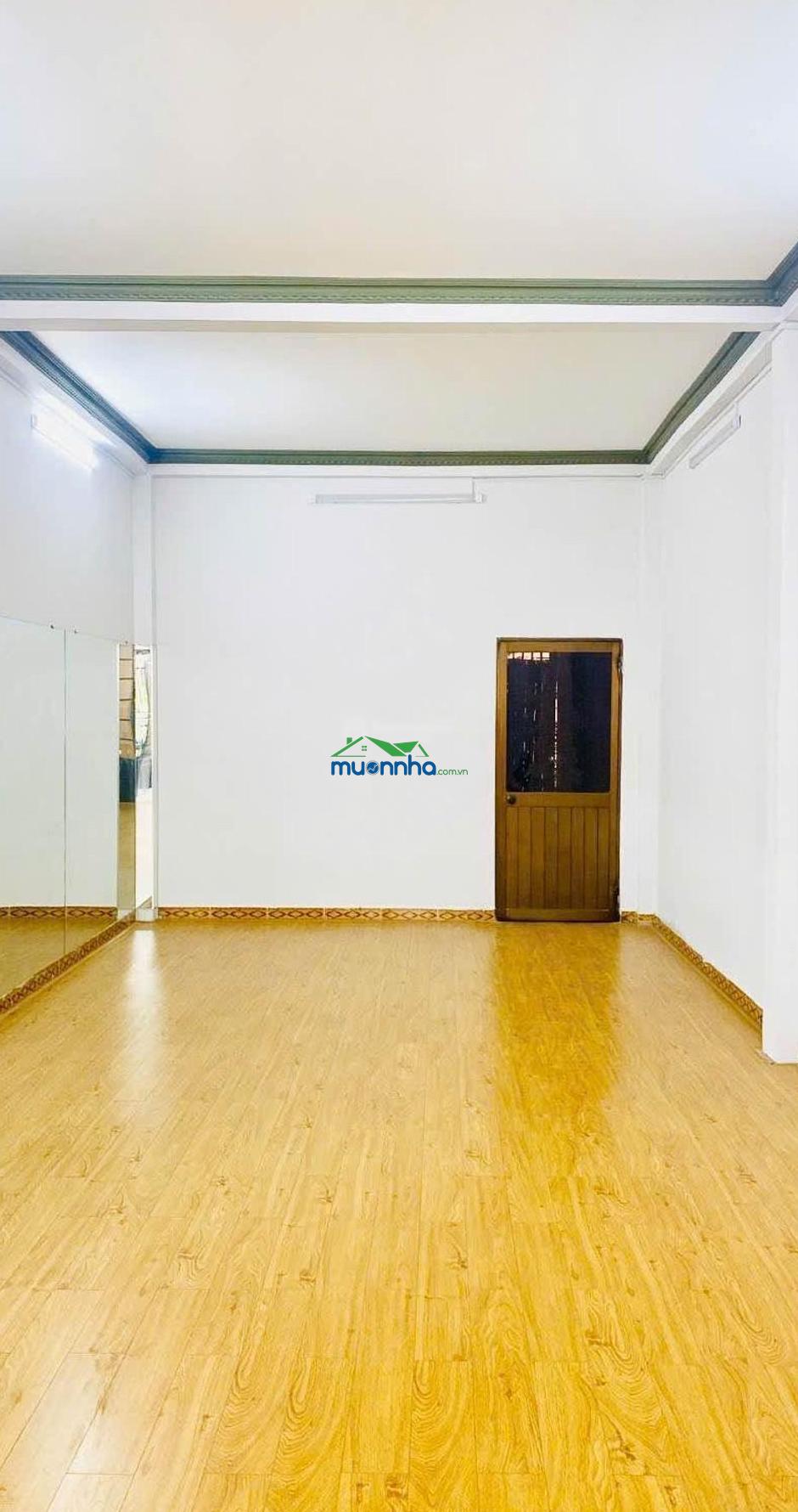 Bán nhà ngay lũy bán bích - tân phú - hẻm xe hơi (xe hơi vào nhà) - 80m² [4 x 20m] - 2