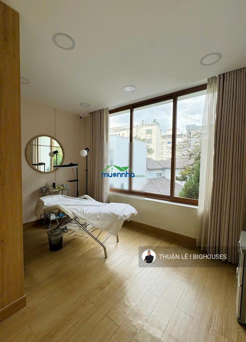 Hẻm sang 8m! bán nhà đường đặng dung, quận 1 (3,9m x 18m) vuông a4 +3 tầng. sẵn hđt: 38 triệu/tháng - 2