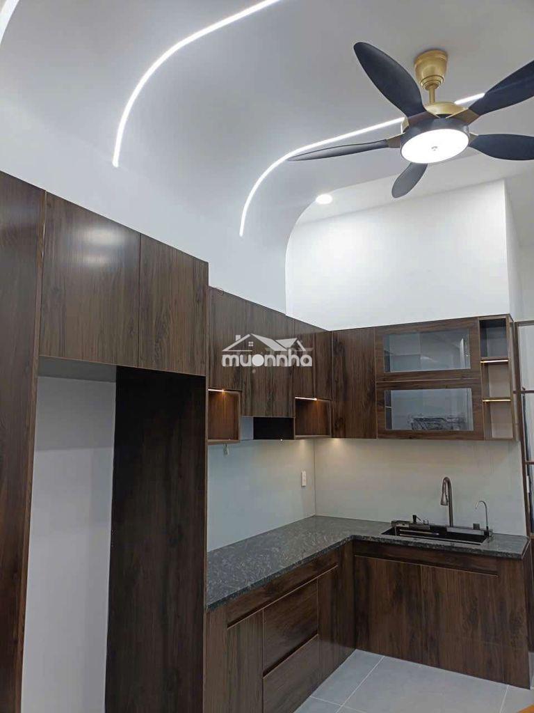 Nhà phố mới khu đô thị icon central đối diện chợ thông dụng dĩ an - 4