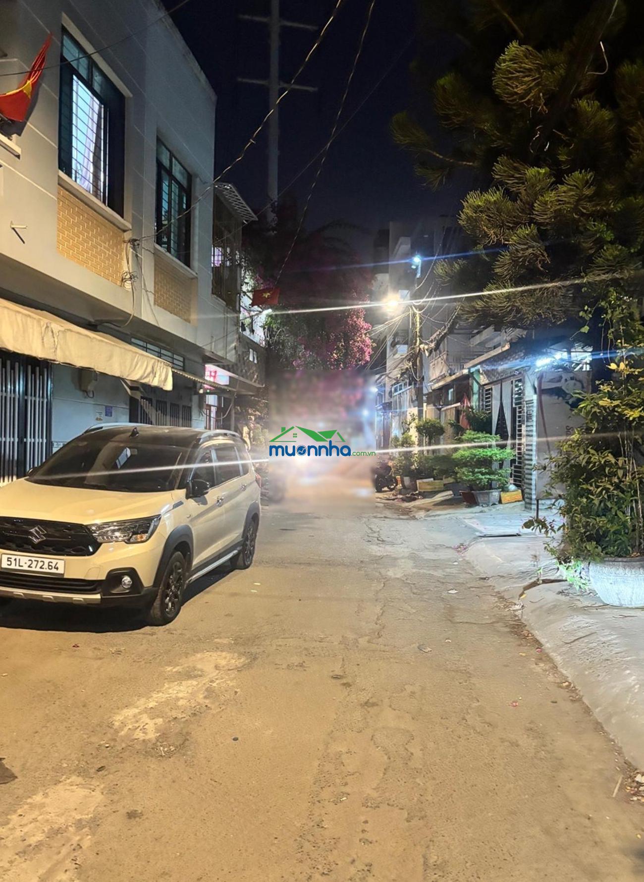 Bán nhà 2 tầng kiên cố, 5,5x17, hẻm 8m xe hơi tránh nhau thông huỳnh tấn phát quận 7. 9.6 tỷ - 2