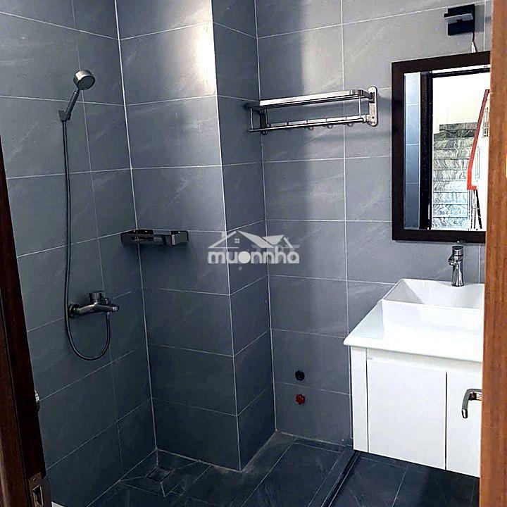 [Cho thuê] nhà mới -xe hơi -17 triệu