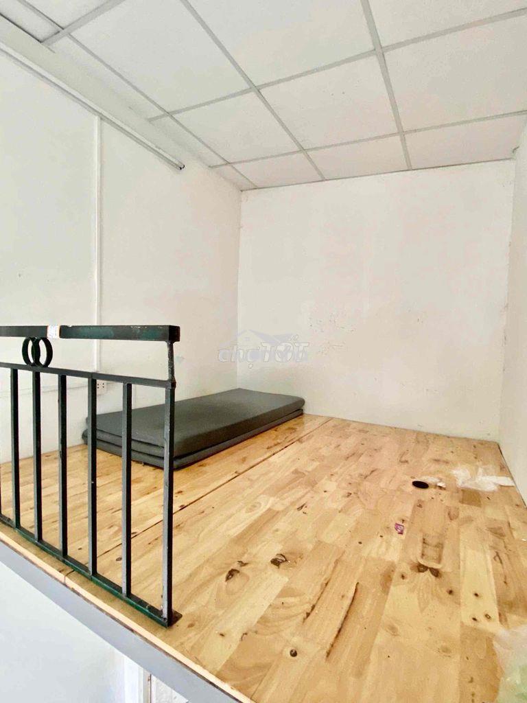 Gác ban công gần công viên gia định-sân bay-gần iuh-dh gia định - 3
