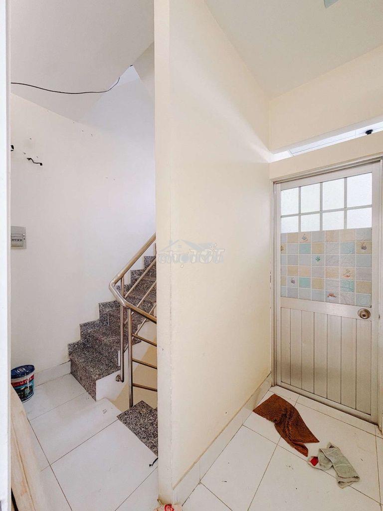 Nhà 5 tầng - 4 tỷ 250 - 7 phòng cho thuê - đoàn văn bơ, q 4 - 3