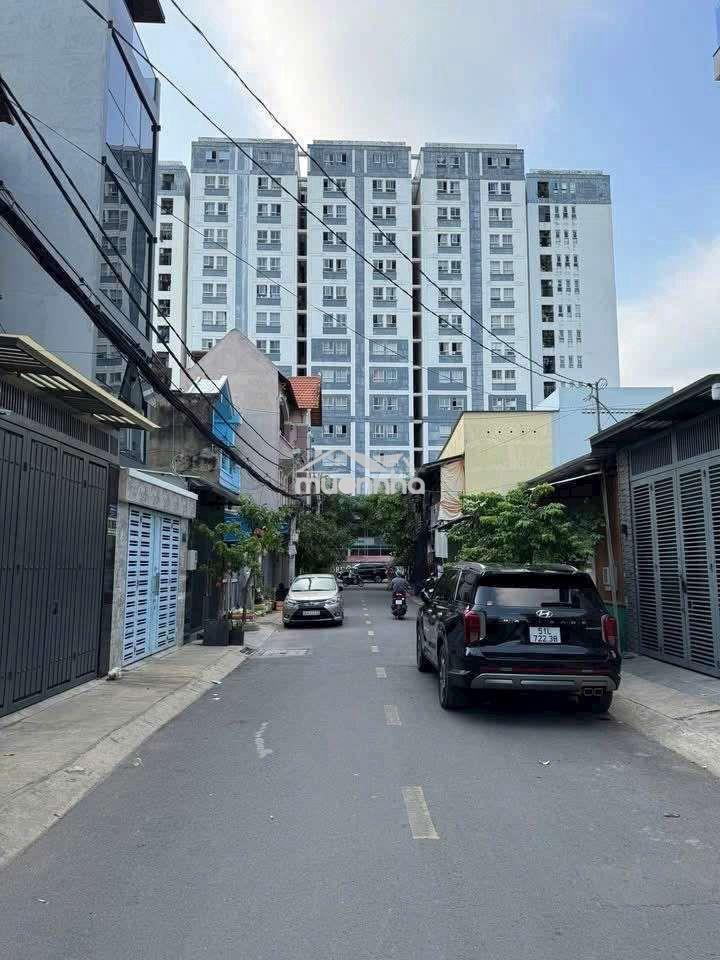 Nhà mới đẹp van phòng công ty