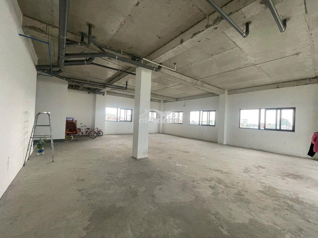 Cho thuê gấp mb 150m2, tầng 3  ngay phạm hữu lầu, 10tr/ tháng - 2