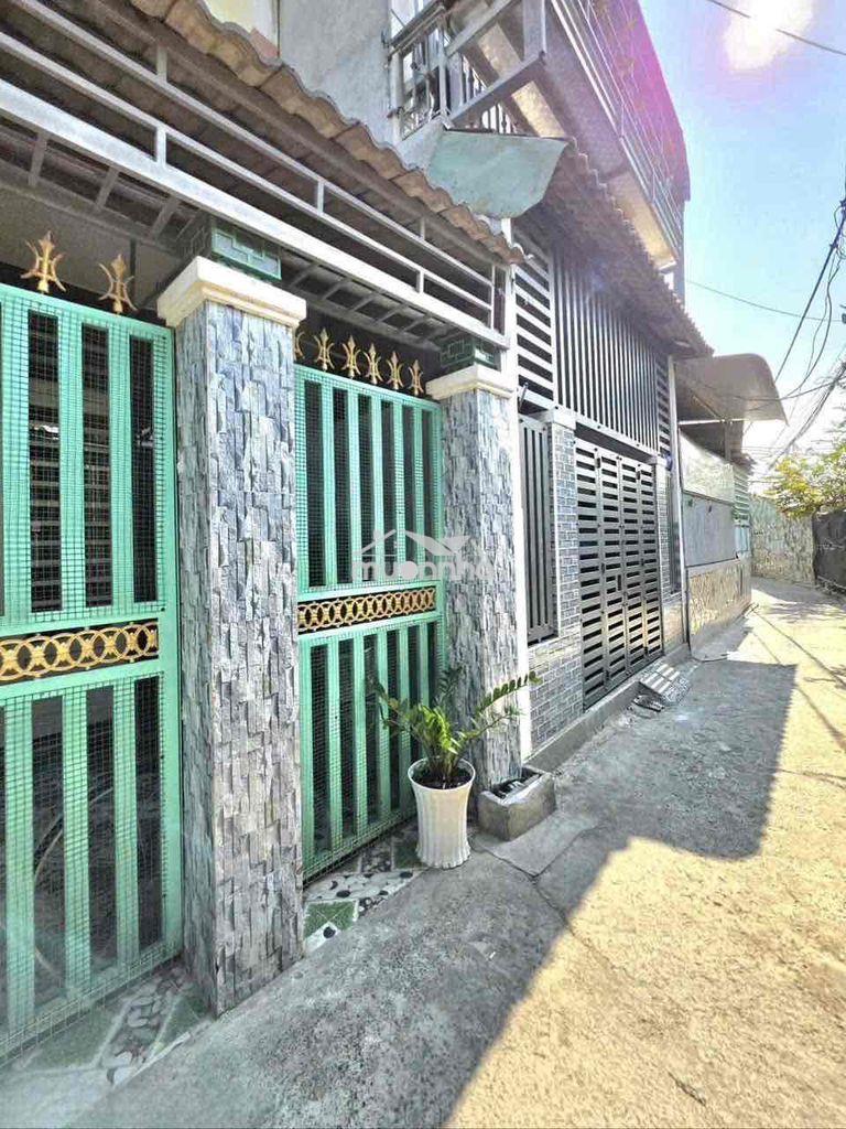 Nhà 3 tầng 50m2 gồm 4 phòng ngủ sổ hồng riêng nhà bè - 2