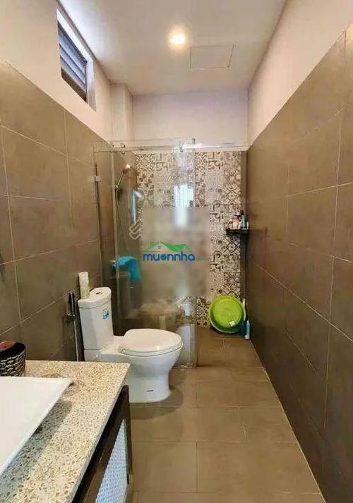 Giá tốt hiếm có. bán nhà lê quang định dt 60m2 - giá chỉ 5,9 tỷ tl - 4