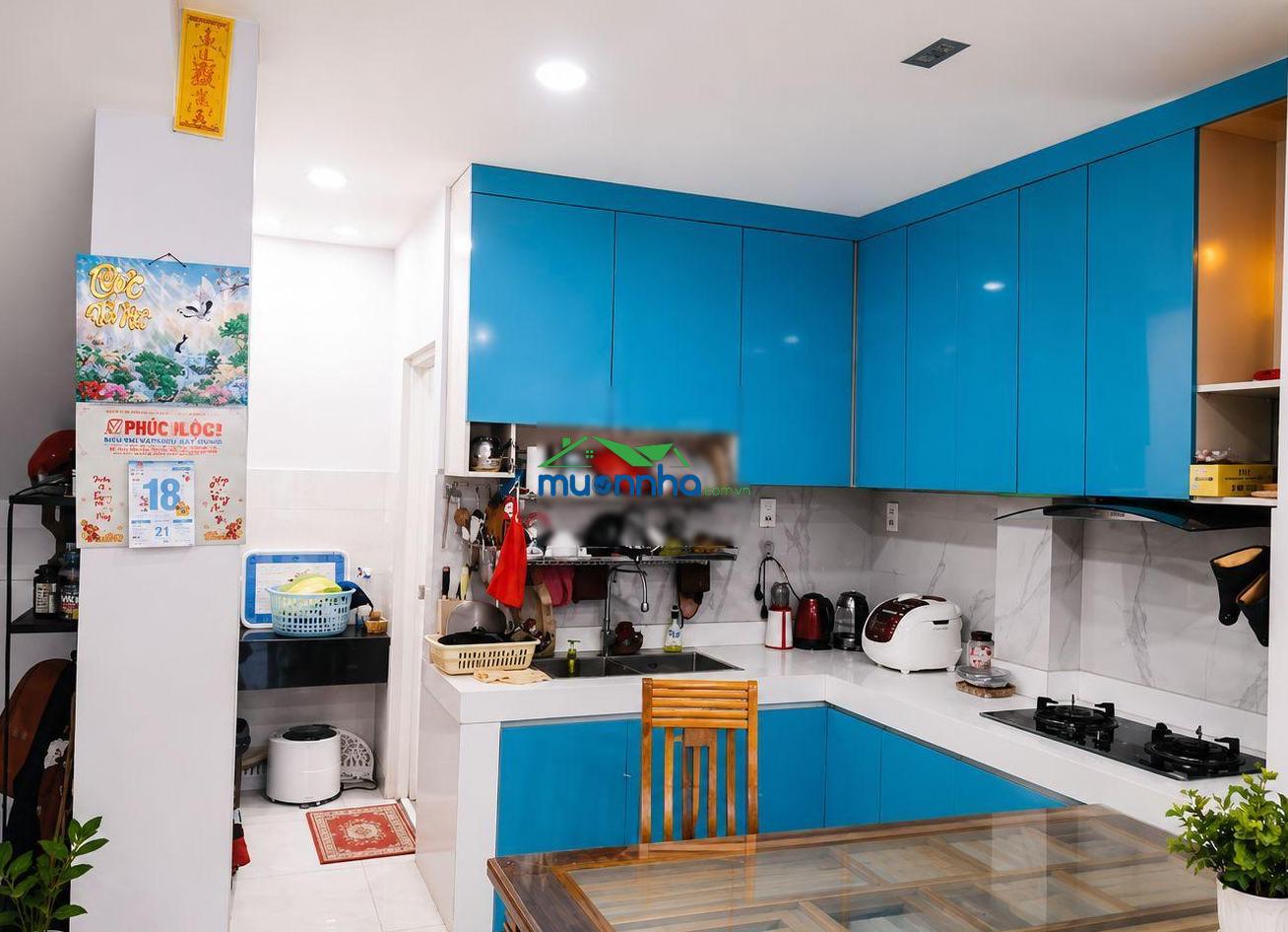 Nhà bán dương quảng hàm, 60m2, 3 tầng 4 pn, gần siêu thị emart. chỉ nhỉnh 6t - 3