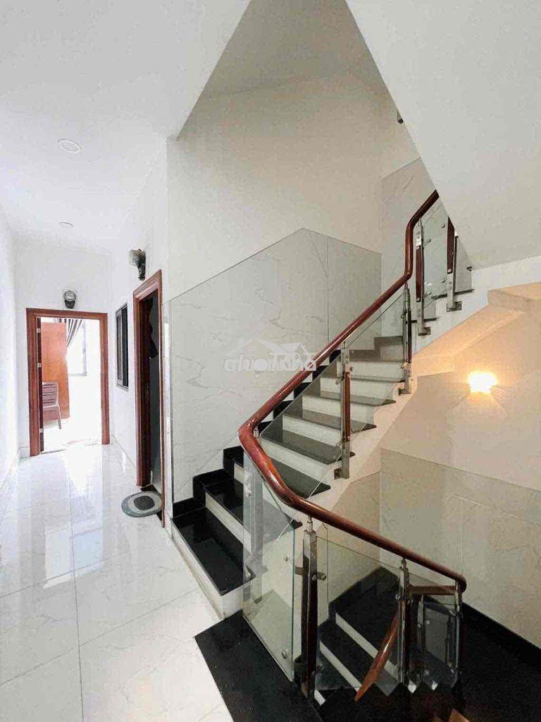 🌟Tài nhà tốt🌟1 căn ra mặt tiền dương quảng hàm - xe hơi ngủ trong nhà - 4