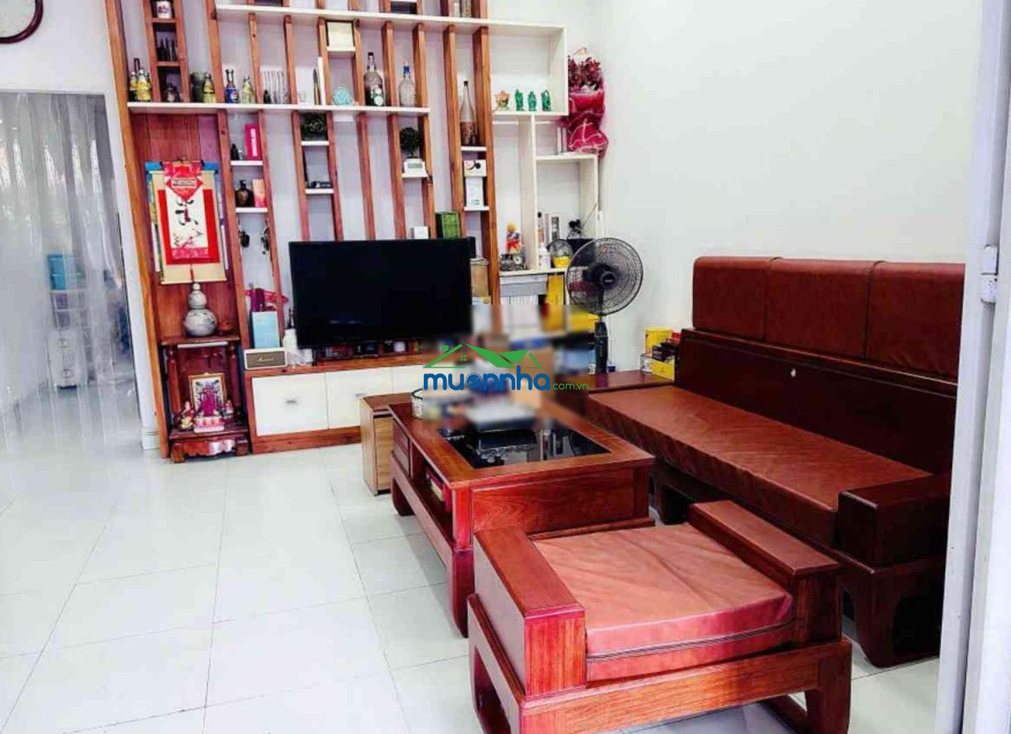 Hiếm, dtich 66m², ngang 4,2m, xe hơi đổ cửa, shr, sát chợ, trường học, nhỉnh 7 ty tl - 4