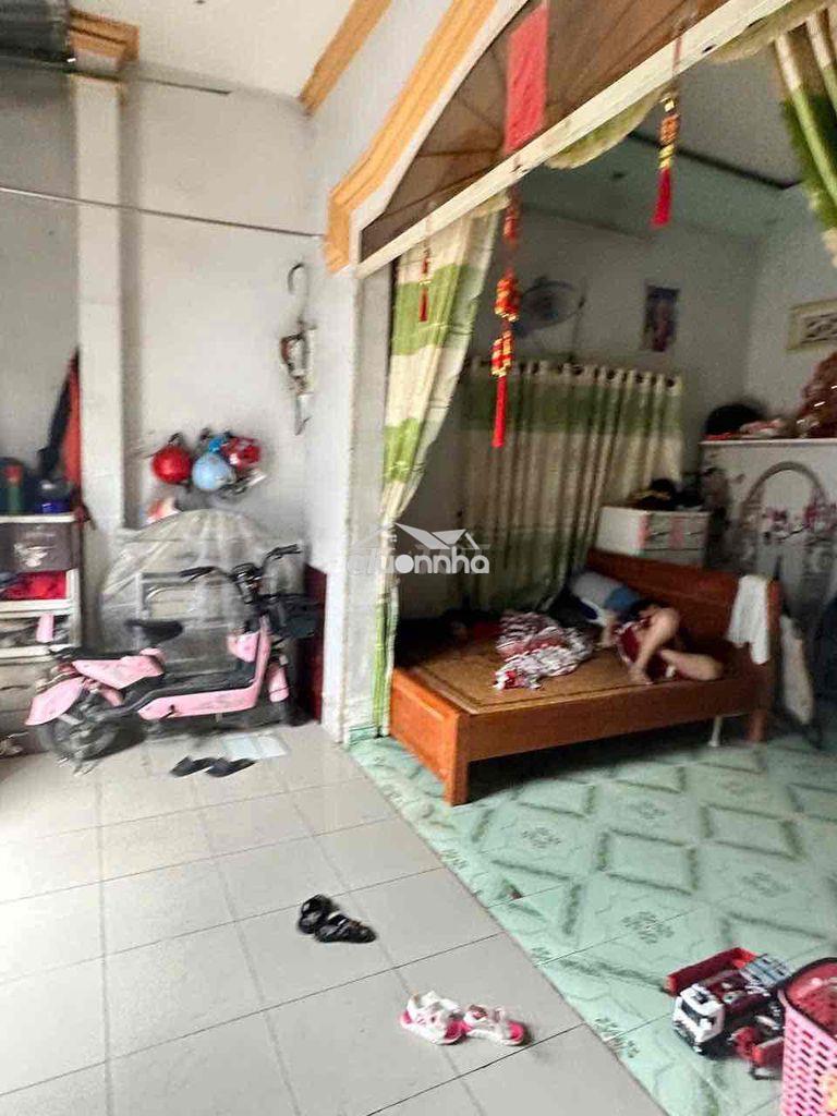 Bán nhà cách siêu thị bigc( go) dĩ an tầm 500 m đường nhựa 7 m - 3