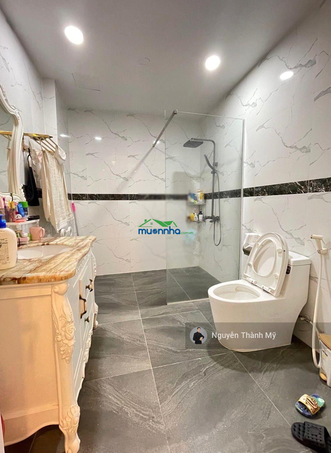 Giảm sâu 800tr! công viên làng hoa - hẻm xe hơi - 5 tầng vip - chỉ 6,99 tỷ! - 3