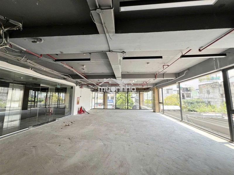 Hot, vp 250m2 cống quỳnh q1 khu phố tây- 39tr