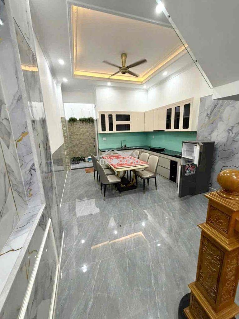 Nhà 2 lầu 1 trệt bình chuẩn,thuận an,có nội thất,đường 7m - 2